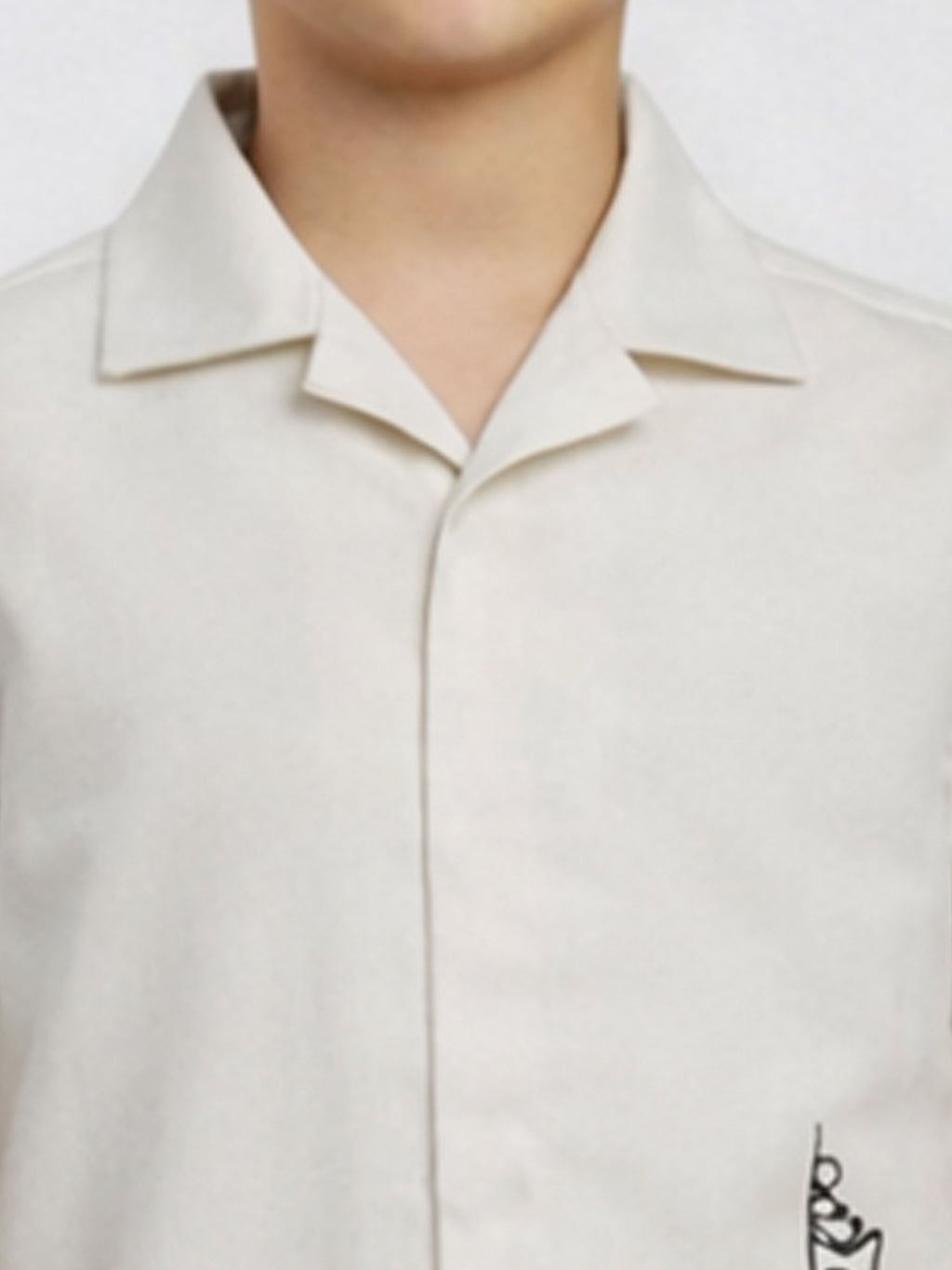 CUBAN COLLAR WHITE